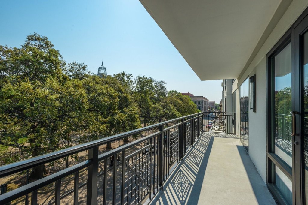 Фото Hilton Garden Inn Mobile Downtown