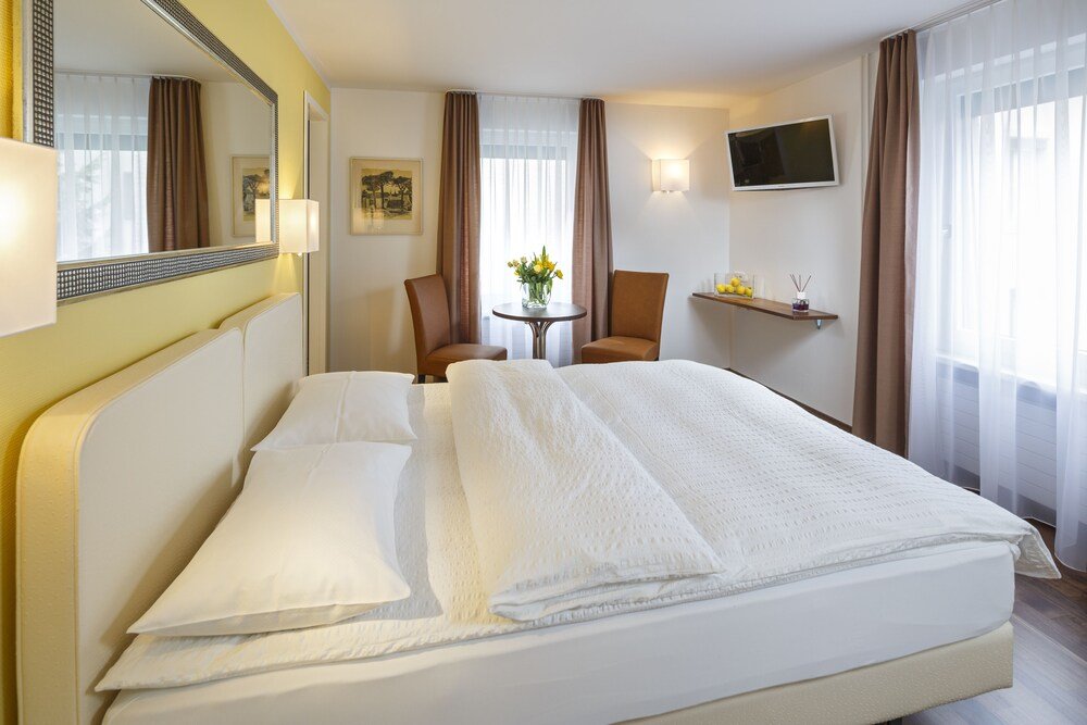 Фото Aparthotel Familie Hugenschmidt