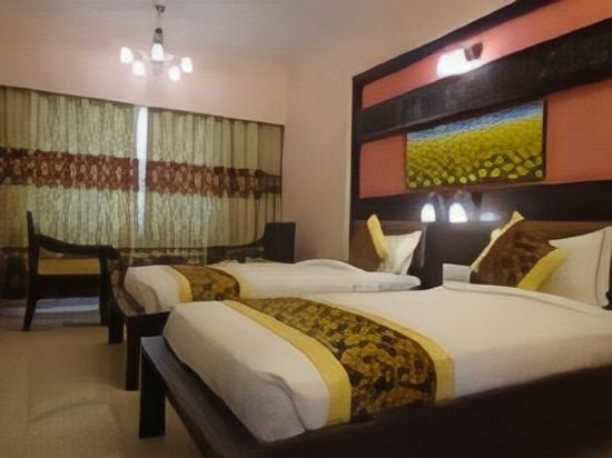 Фото Hotel Ashwa Park