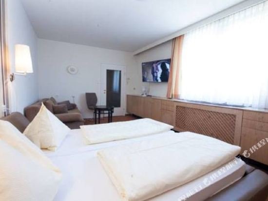 Фото Hotel Lokomotive