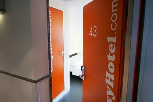 Гостиница EasyHotel Zürich City Centre в Цюрихе