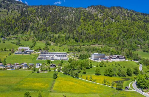 Hospital Landesklinik St. Veit - Lehrkrankenhaus der Pmu, Earth, photo