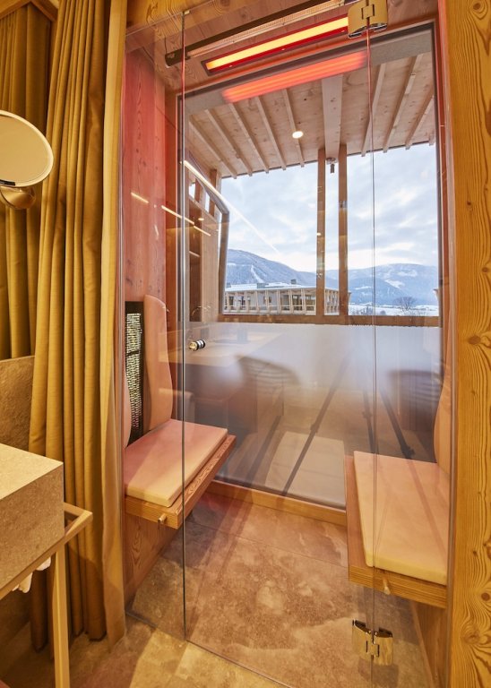 Фото Falkensteiner Hotel Kronplatz