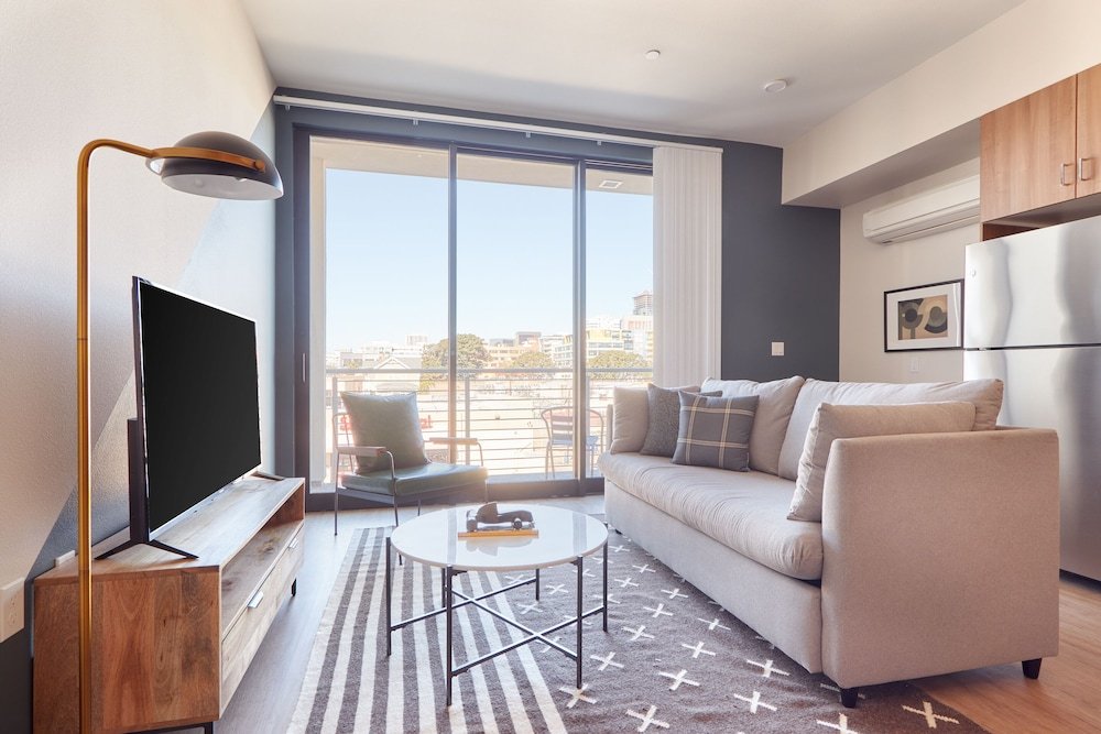 Фото Sonder The Leo