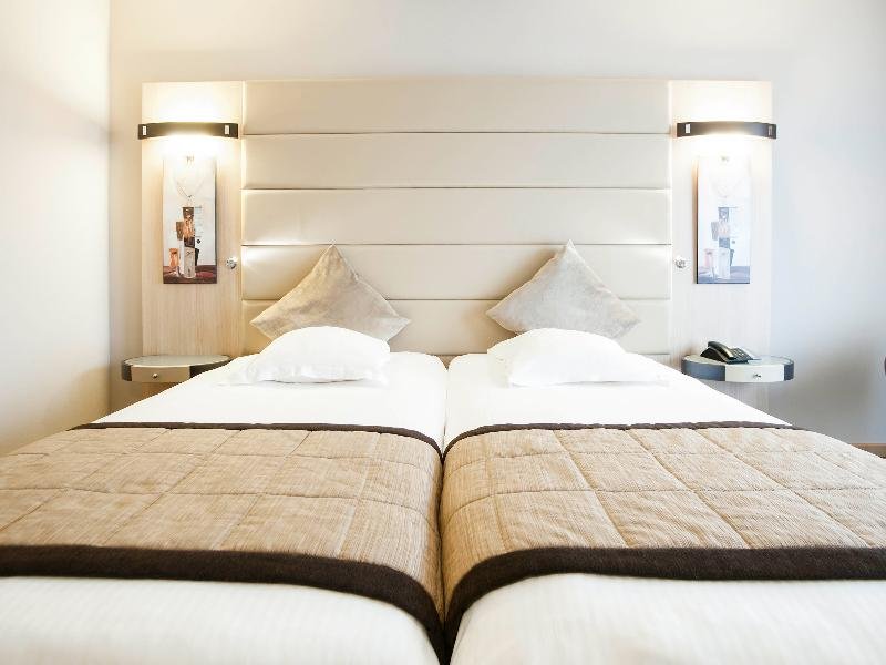 Фото Novotel Brussels Centre Midi Station