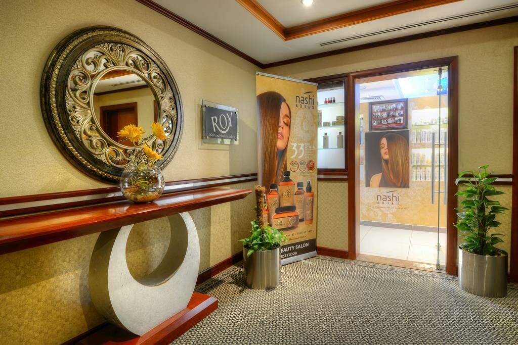 Sports bar The Locker Room Sports Bar Golden Tulip, Dubai, photo