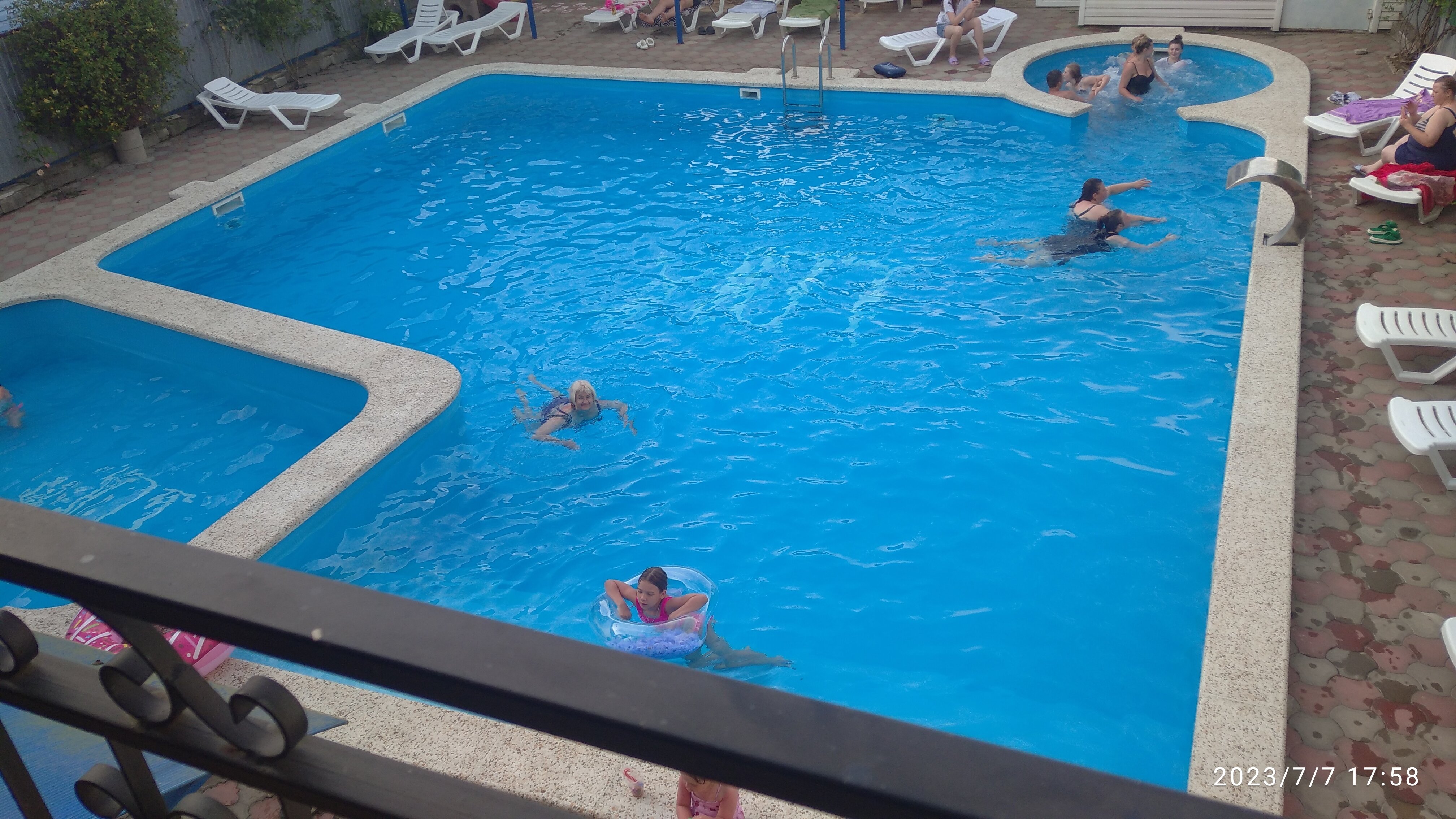 Фото Гостевой дом Уют