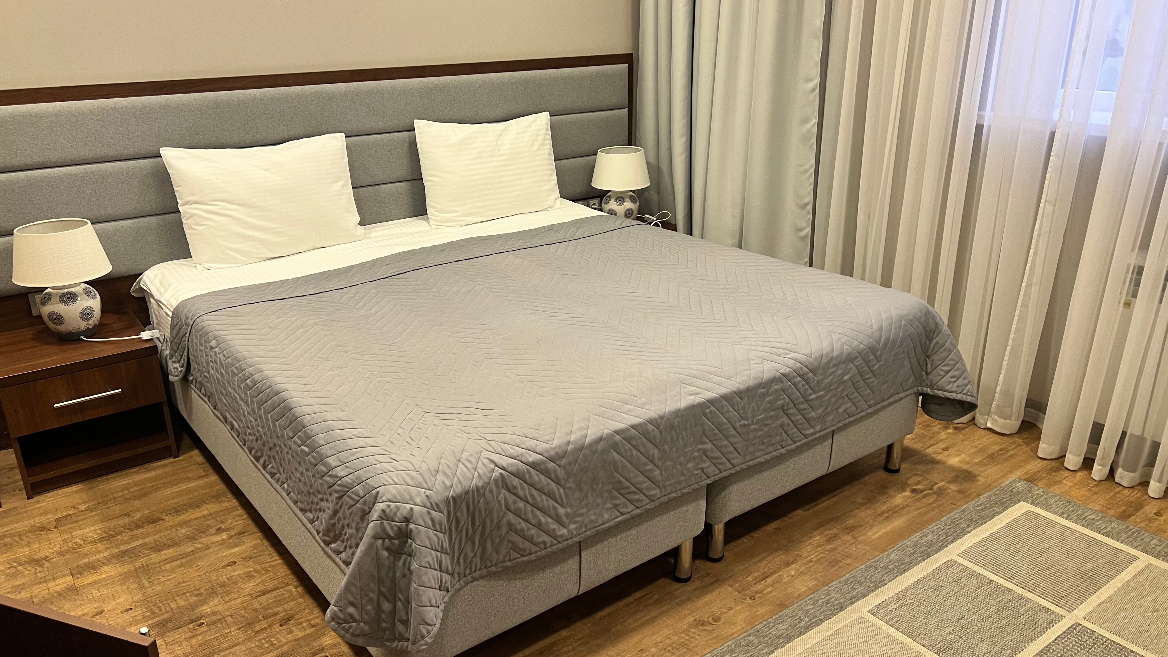 Фото Ле Мон