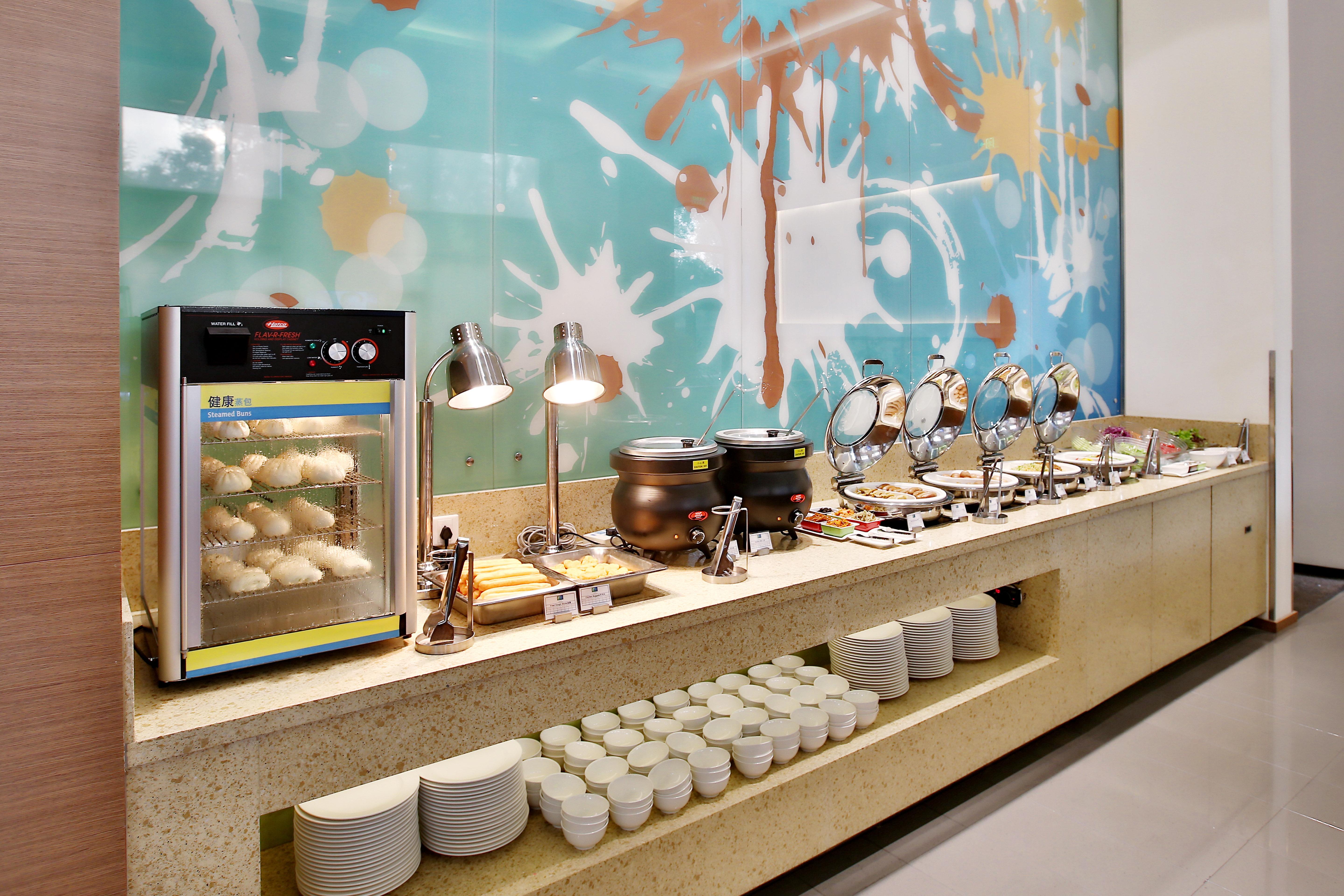 Фото Holiday Inn Express Langfang Park View