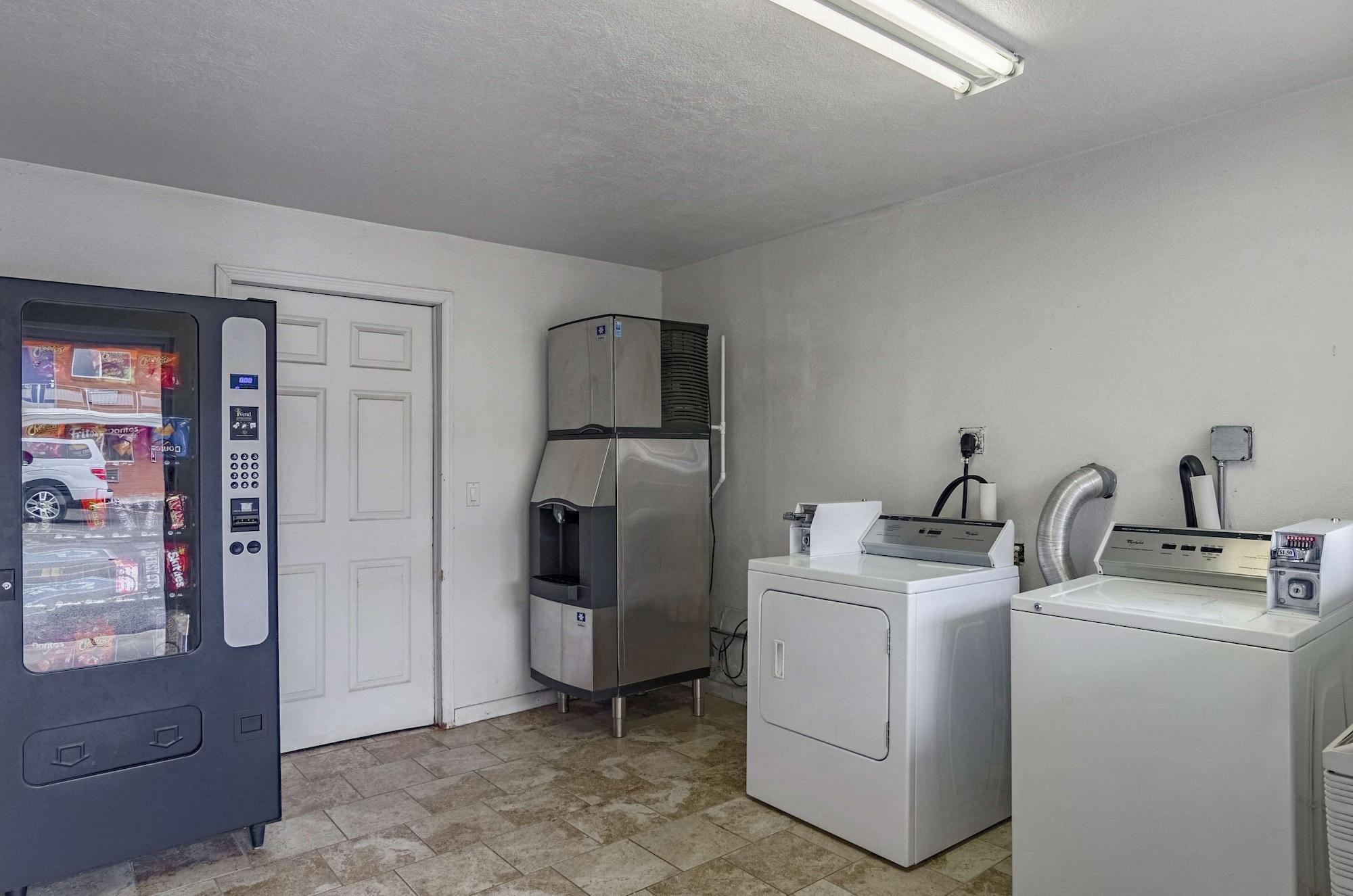 Фото Motel 6 Riverton, Wy