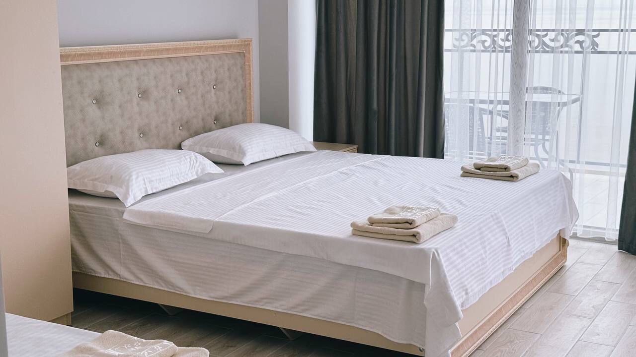 Фото Отель Кавказ