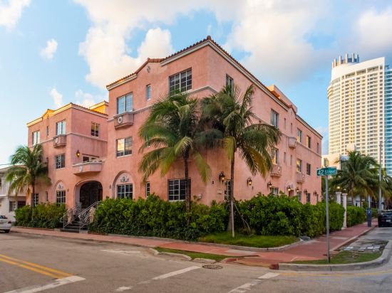 Фото Secret Garden Miami Beach