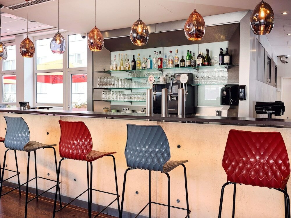 Фото Ibis Düsseldorf Hauptbahnhof