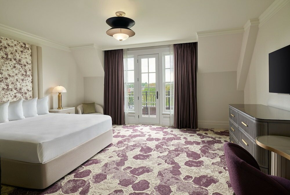 Фото Royal Park Hotel