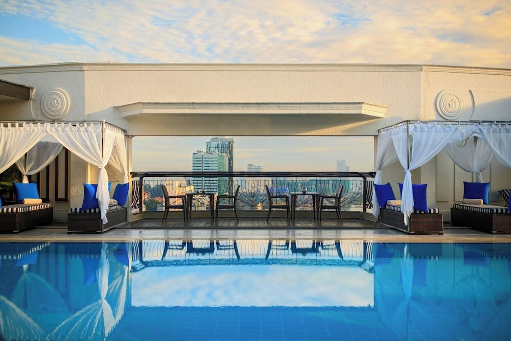 Фото Renaissance Riverside Hotel Saigon