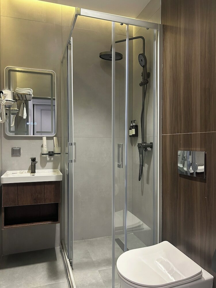 Фото Karim Parkside Hotel