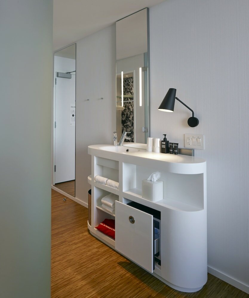Фото CitizenM Boston North Station