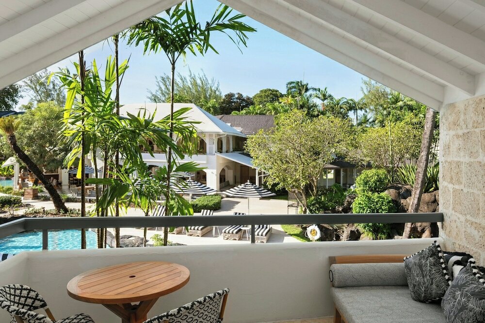 Фото Colony Club by Elegant Hotels