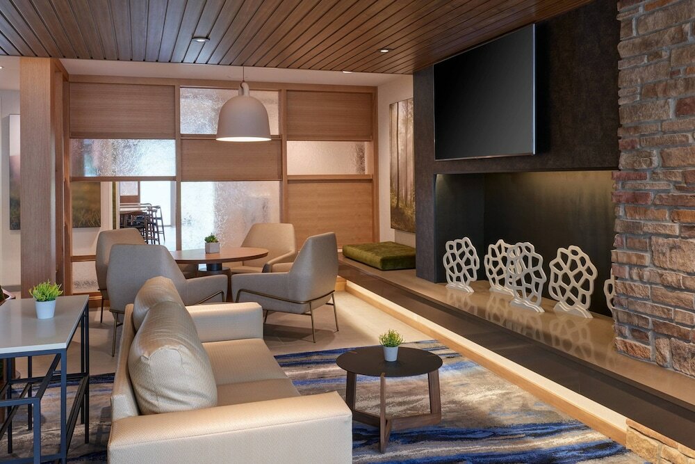 Фото Fairfield Inn & Suites by Marriott Midland
