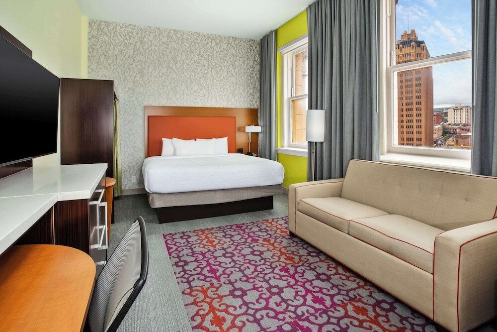 Фото Home2 Suites by Hilton San Antonio Downtown - Riverwalk, Tx