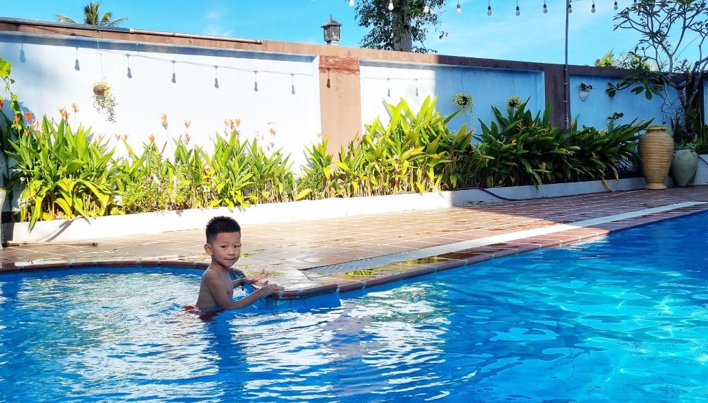 Фото Gold Beach Hotel