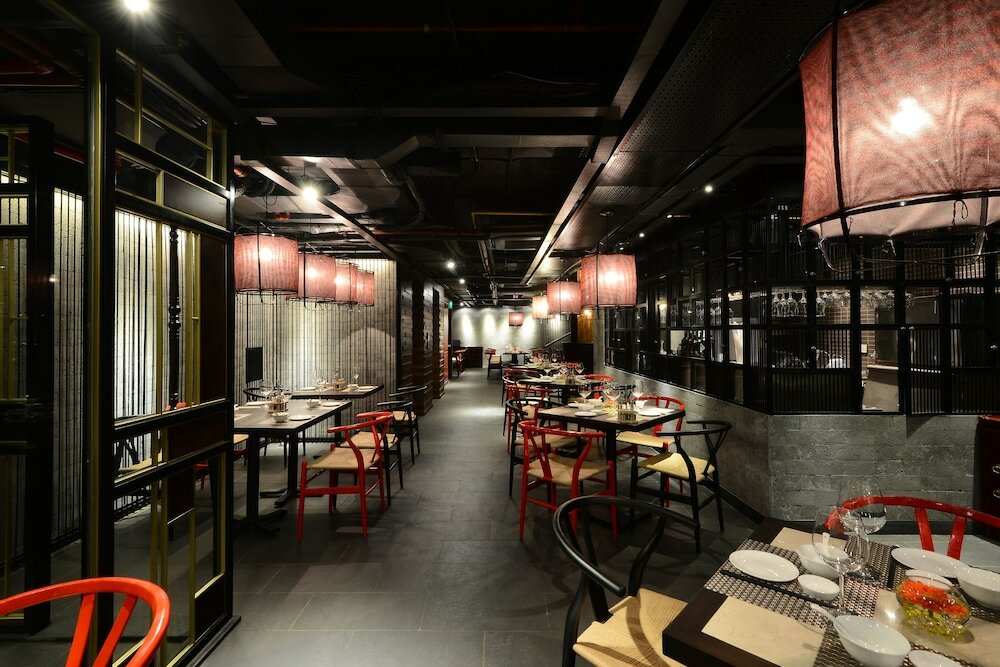 Фото The Chi Boutique Hotel