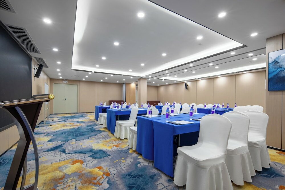 Фото Holiday Inn Express Shenzhen Dongmen