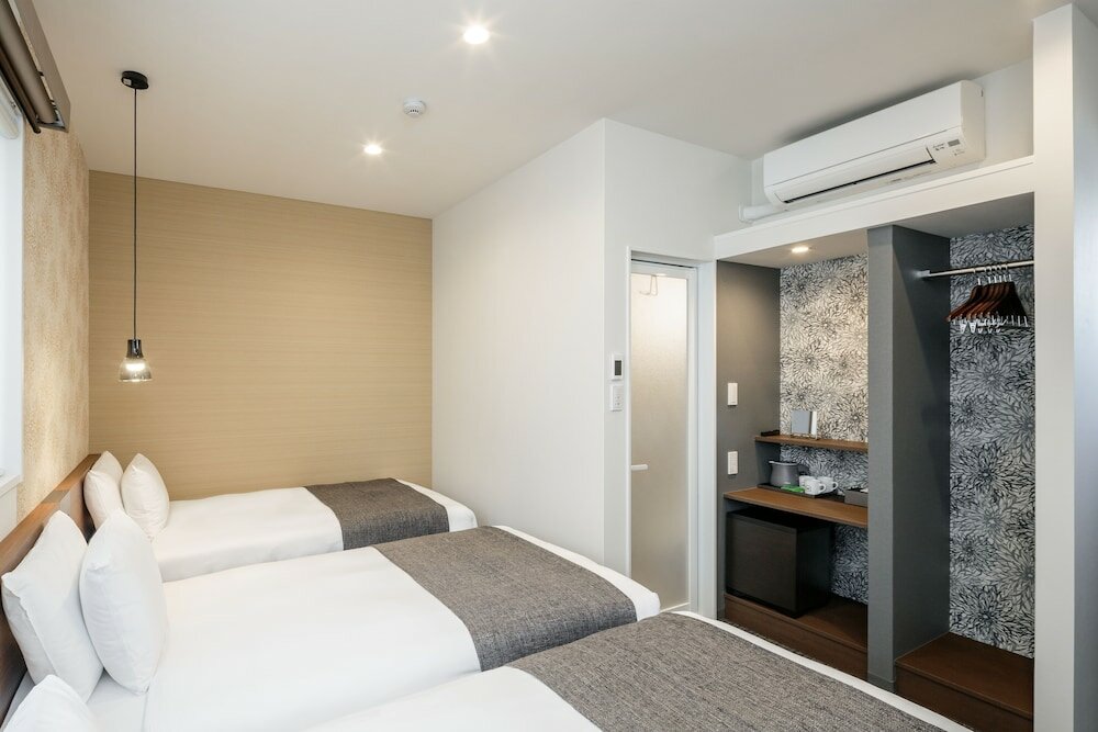 Фото M's Hotel Nijojo Oike