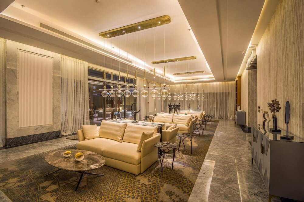 Фото Grand Plaza Hotel