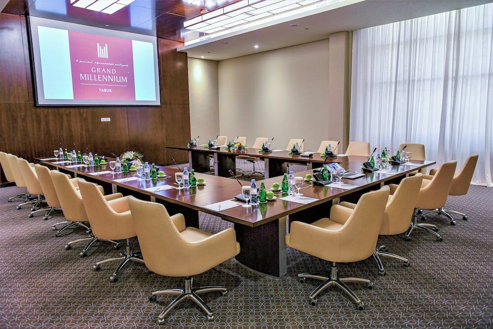 Фото Grand Millennium Tabuk