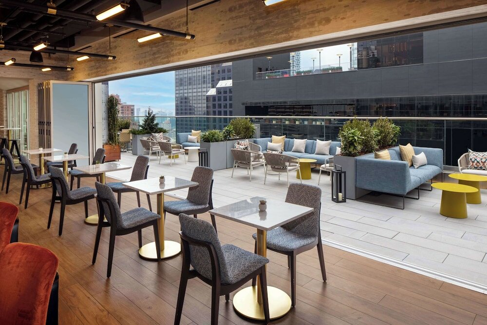 Фото Hampton Inn by Hilton New York Times Square