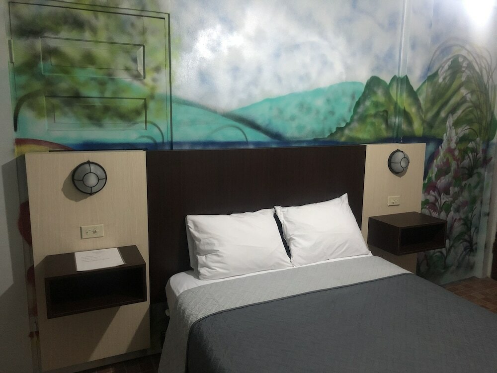 Фото Best Time Inn Hotel - Car Rental