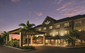 Гостиница Country Inn & Suites by Radisson, Bradenton-Lakewood Ranch, Fl