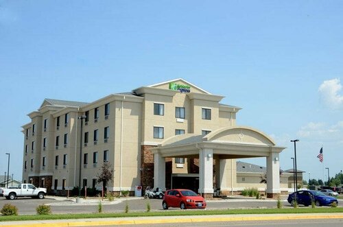 Гостиница Holiday Inn Express Hotel & Suites Sidney by Ihg в Сидни