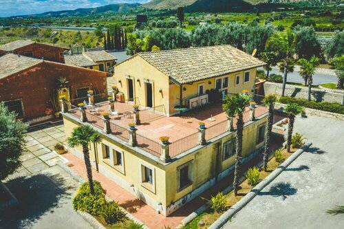 Внешний вид отеля Nuovo Castello Crisilio в Аволе, фото 1