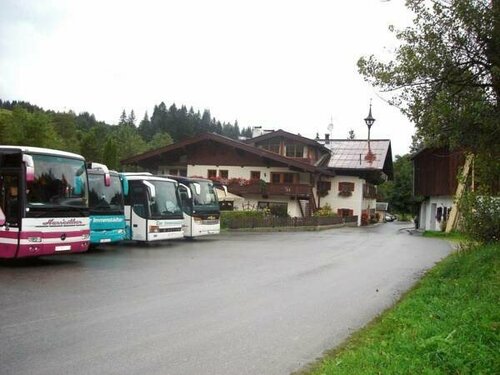 Внешний вид отеля Gasthof Eiserne Hand в Фибербрунне, фото 1