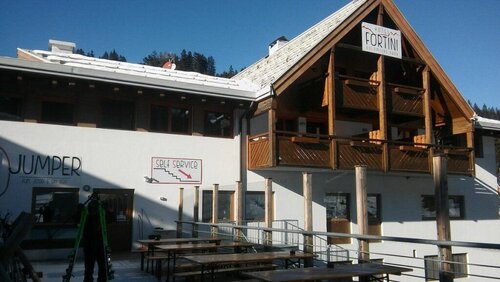 Внешний вид отеля Hotel Fortini в Пинцоле, фото 1