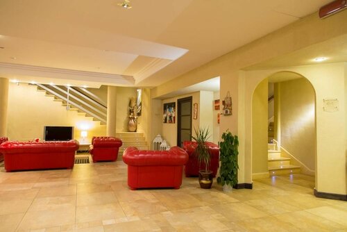 Внешний вид отеля Albergo della Posta в Таверне, фото 4