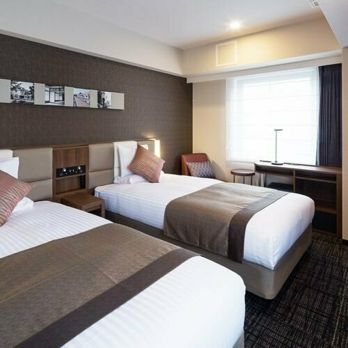 Внешний вид отеля Hotel Mystays Yokohama Kannai в Йокогаме, фото 4