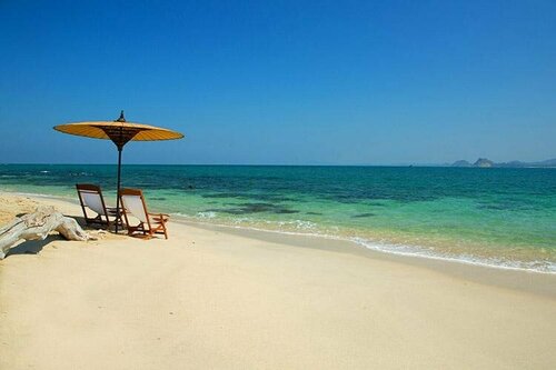 Гостиница The Villager Lodge в Сандоуэе