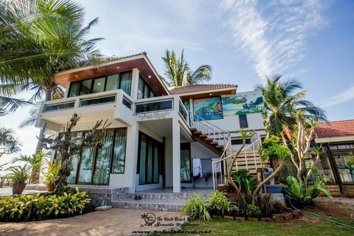 The Uncle Beach Resort