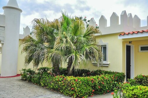 Гостиница Aparthotel Castillo Real в Провинции Ла-Альтаграсия