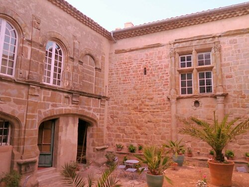 Гостиница Château de Puichéric в Нарбонне