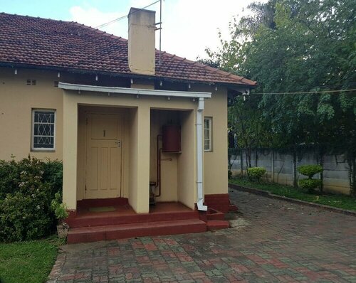 Гостиница Intercom Lodge в Хараре