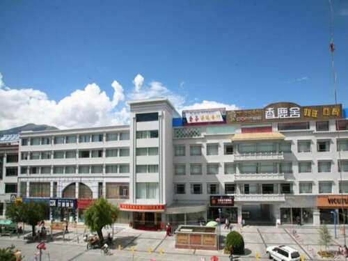 Гостиница Jingu Hotel в Тибетском автономном районе