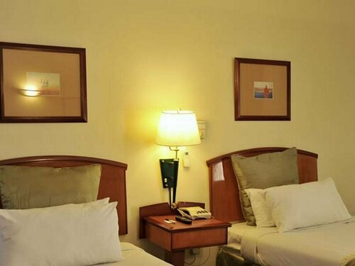 Гостиница Cresta Oasis в Зимбабве