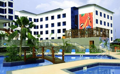 Гостиница Best Western Plus Atlantic Hotel в Такоради