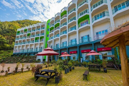 Гостиница Junsung Resort в Чолла-Намдо