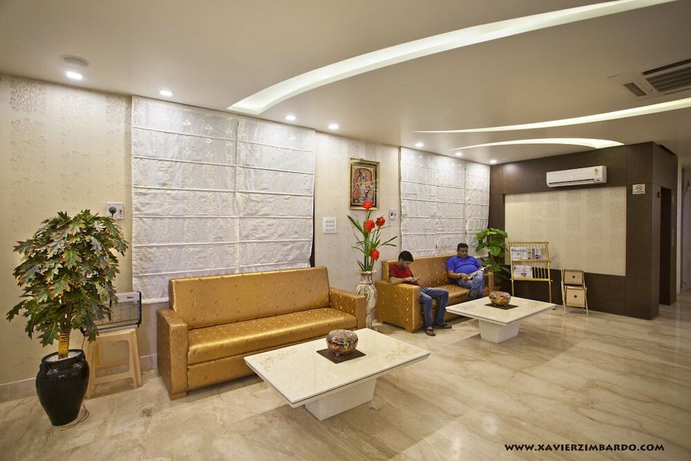 Фото Hotel Krishnam