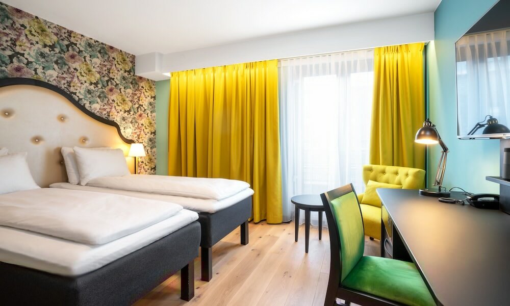 Фото отеля 2